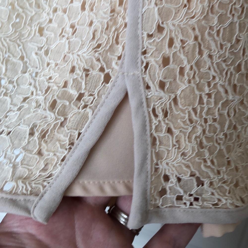 Blouse - Picture 2 of 5